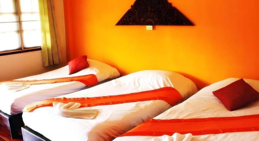 Umphangburi Resort Exterior foto